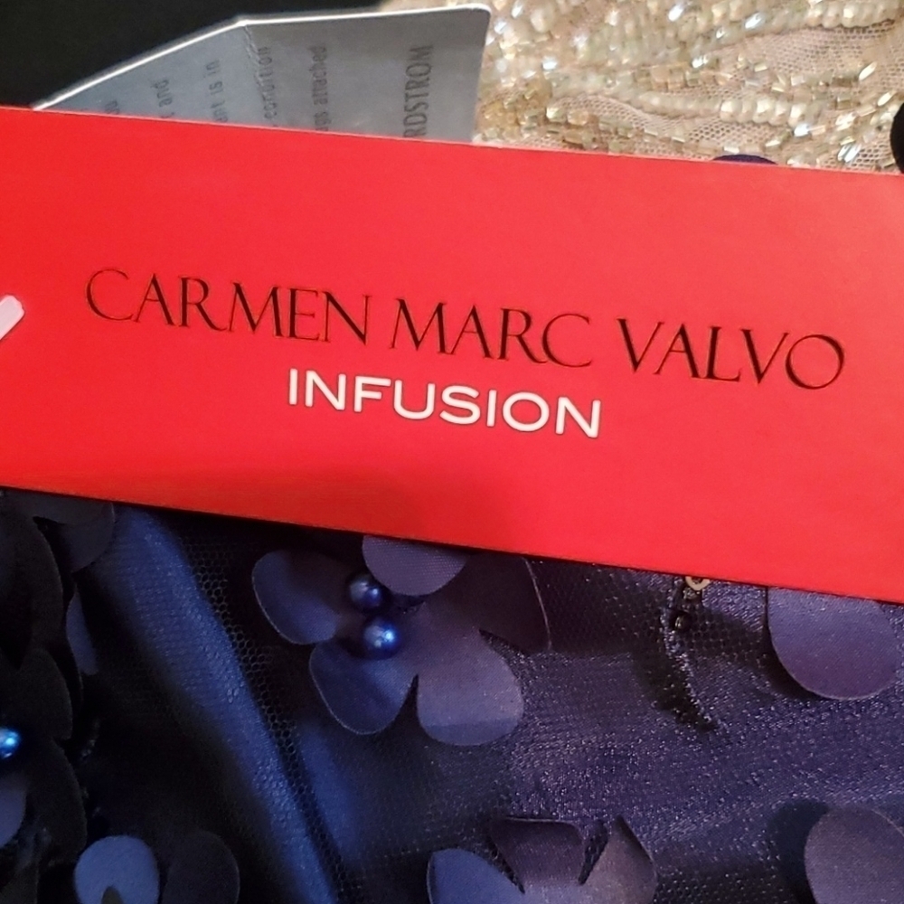 "Carmen Marc Valvo sheer with daisy Formal Navy 8 - Picture 3 of 6